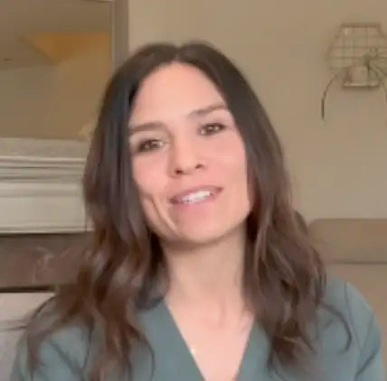 Sylvia M., a Registered Nurse, for Axobotanica